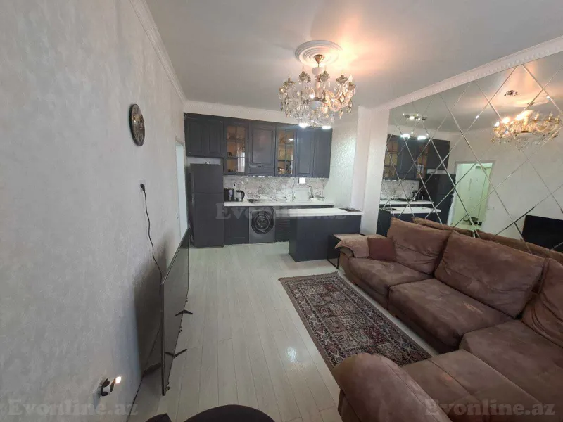 Satılır 3 otaqlı Mənzil Yeni tikili 76 m² Azadlıq prospekti m. - şəkil 3