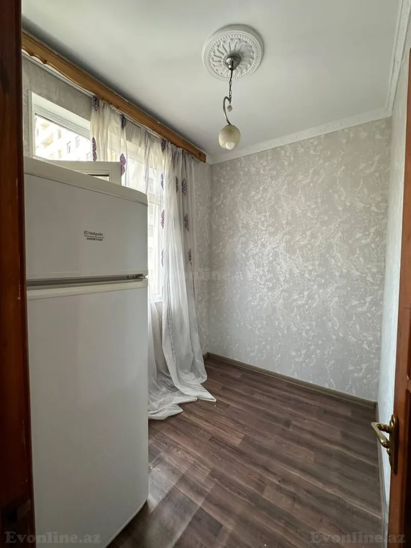 Satılır 3 otaqlı Mənzil Köhnə tikili 60 m² Memar Əcəmi m. - şəkil 5