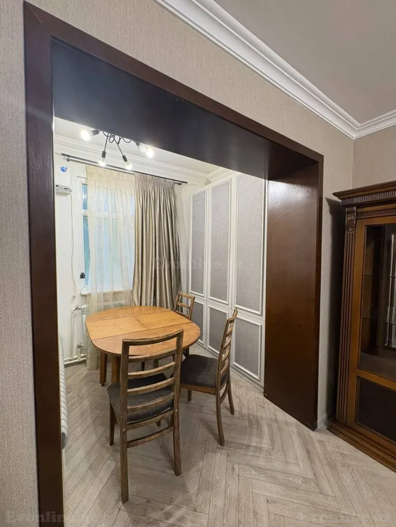 Kirayə verilir 2 otaqlı Mənzil Köhnə tikili 52 m² Yasamal r. - şəkil 3