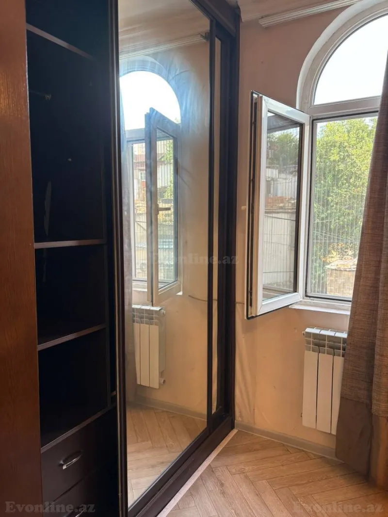 Kirayə verilir 2 otaqlı Mənzil Köhnə tikili 52 m² Yasamal r. - şəkil 8