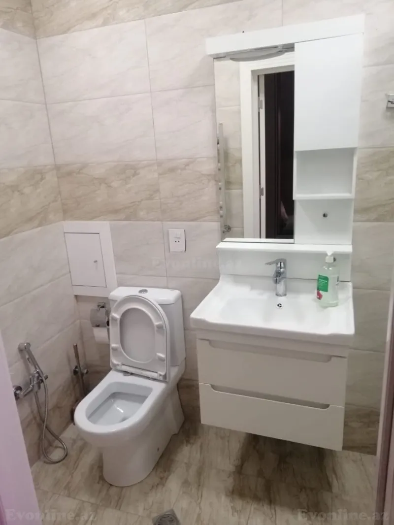 Kirayə verilir 2 otaqlı Mənzil Yeni tikili 70 m² Memar Əcəmi m. - şəkil 6