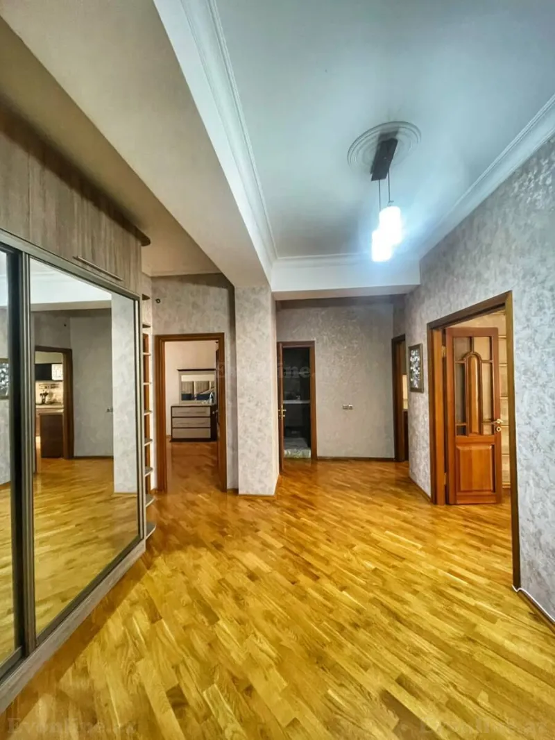 Kirayə verilir 3 otaqlı Mənzil Yeni tikili 100 m² 28 May m. - şəkil 3