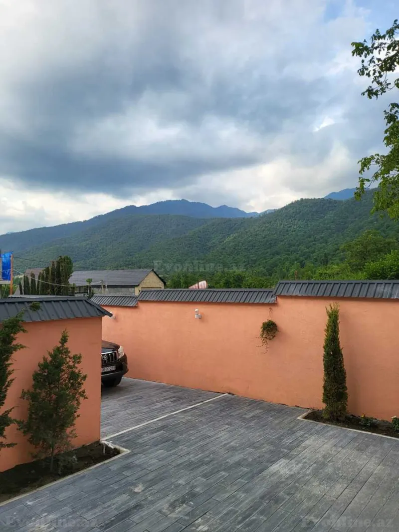 Kirayə verilir 4 otaqlı Həyət evi 200 m² Qəbələ - şəkil 8