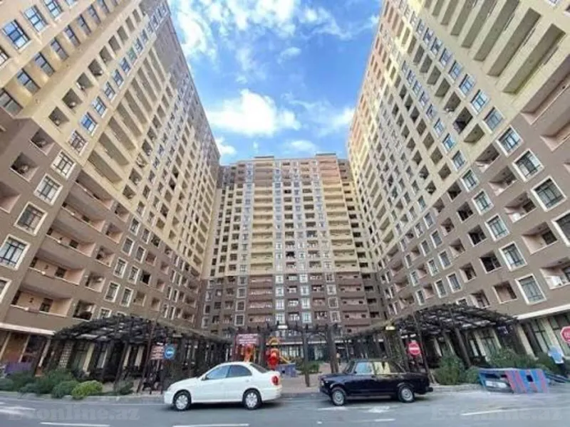 3 otaqlı Mənzil 100 m² İnşaatçılar m. Kirayə verilir