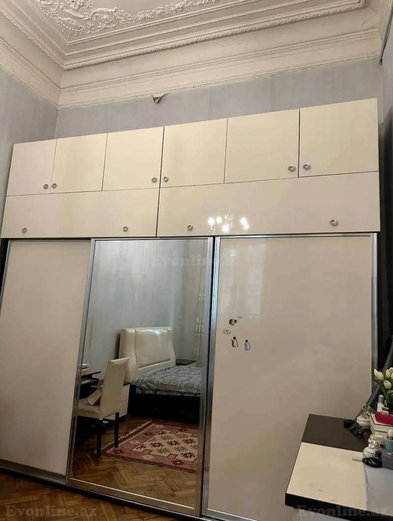 Kirayə verilir 2 otaqlı Mənzil Köhnə tikili 50 m² Sahil m. - şəkil 11