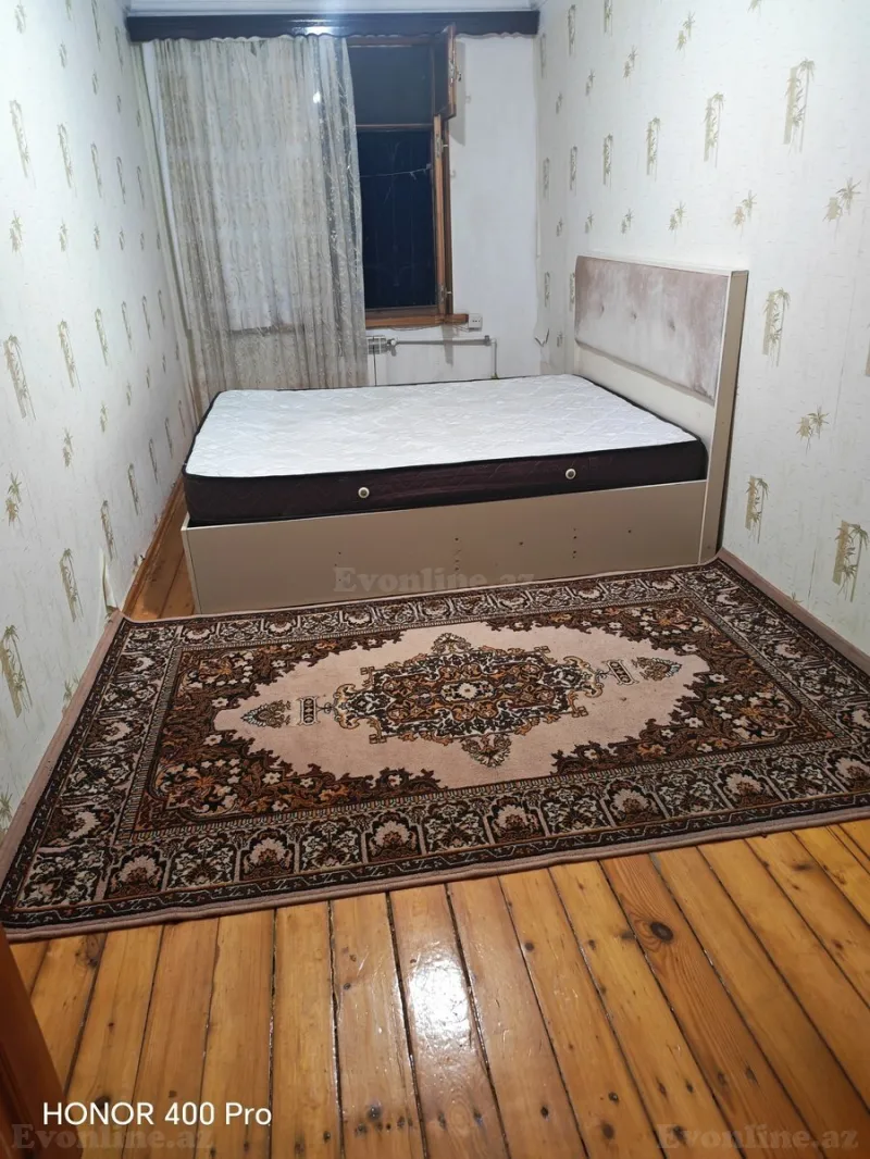 Kirayə verilir 3 otaqlı Mənzil Köhnə tikili 70 m² Neftçilər m.