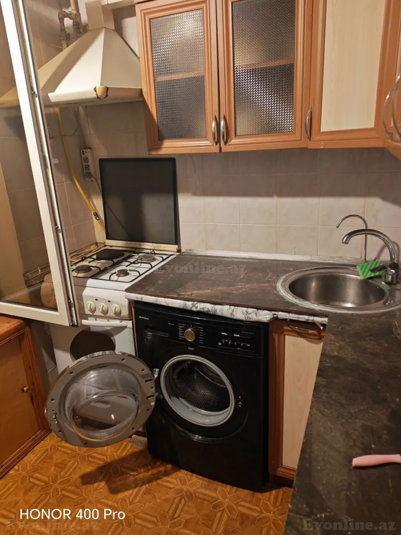Kirayə verilir 3 otaqlı Mənzil Köhnə tikili 70 m² Neftçilər m. - şəkil 2