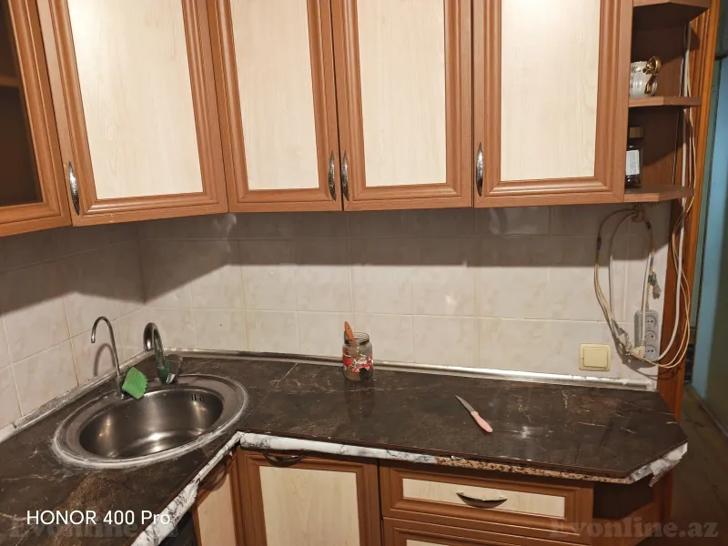 Kirayə verilir 3 otaqlı Mənzil Köhnə tikili 70 m² Neftçilər m. - şəkil 5