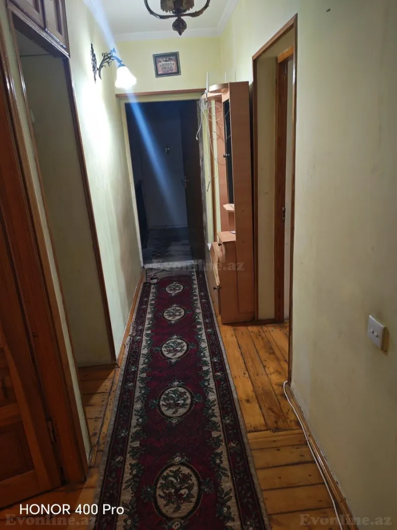 Kirayə verilir 3 otaqlı Mənzil Köhnə tikili 70 m² Neftçilər m. - şəkil 6