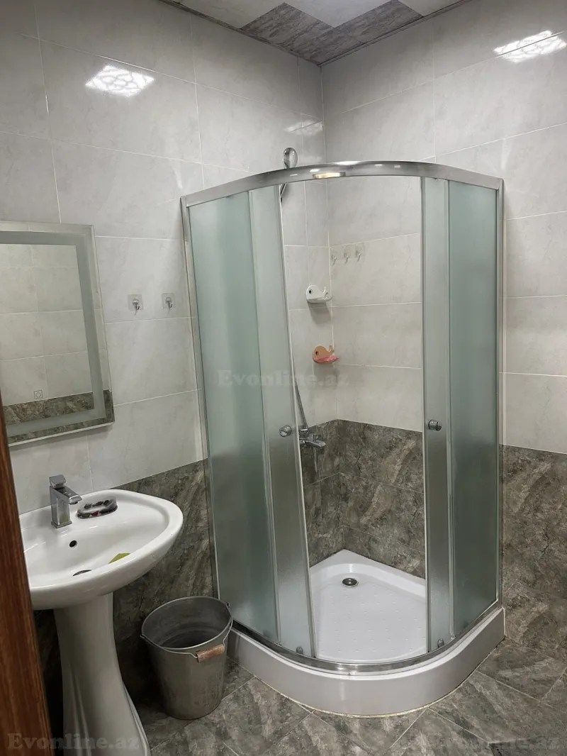 Kirayə verilir 2 otaqlı Mənzil Yeni tikili 82 m² Memar Əcəmi m. - şəkil 10