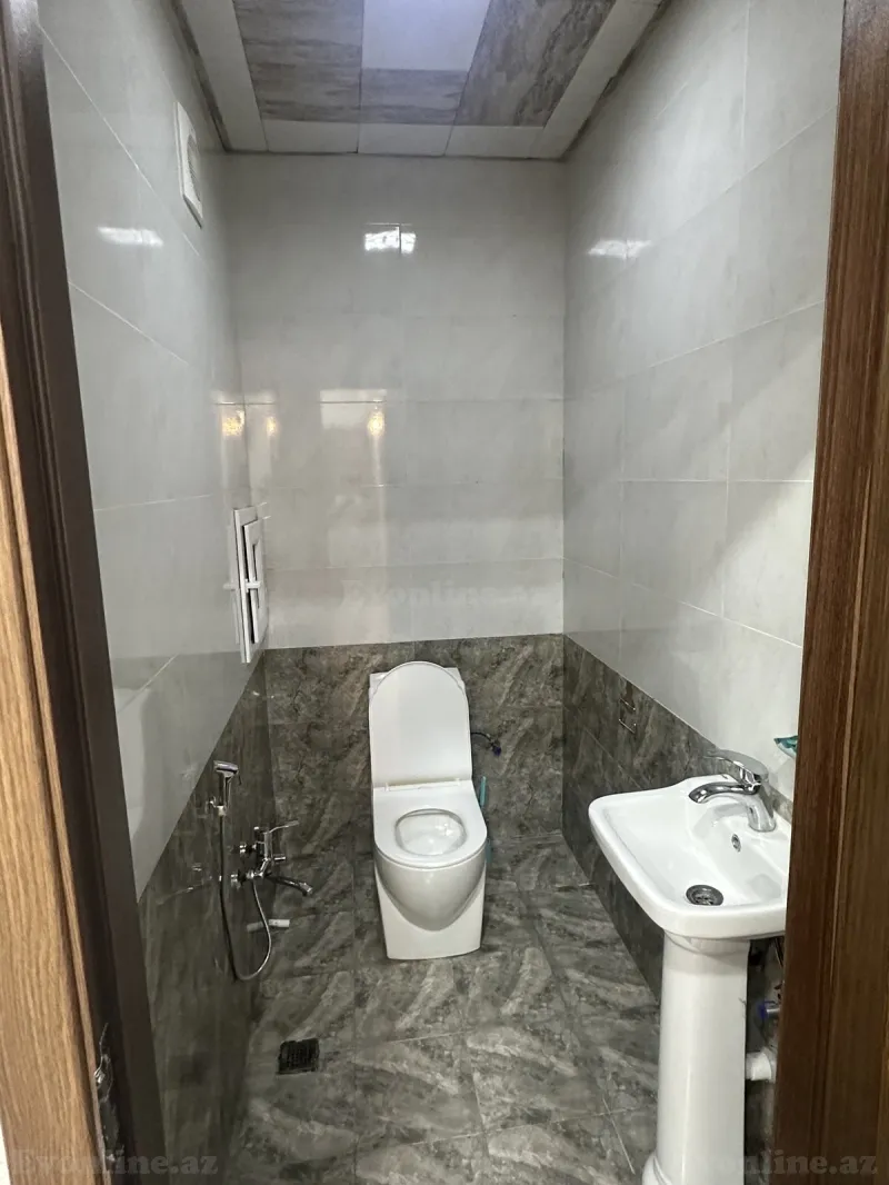 Kirayə verilir 2 otaqlı Mənzil Yeni tikili 82 m² Memar Əcəmi m. - şəkil 11