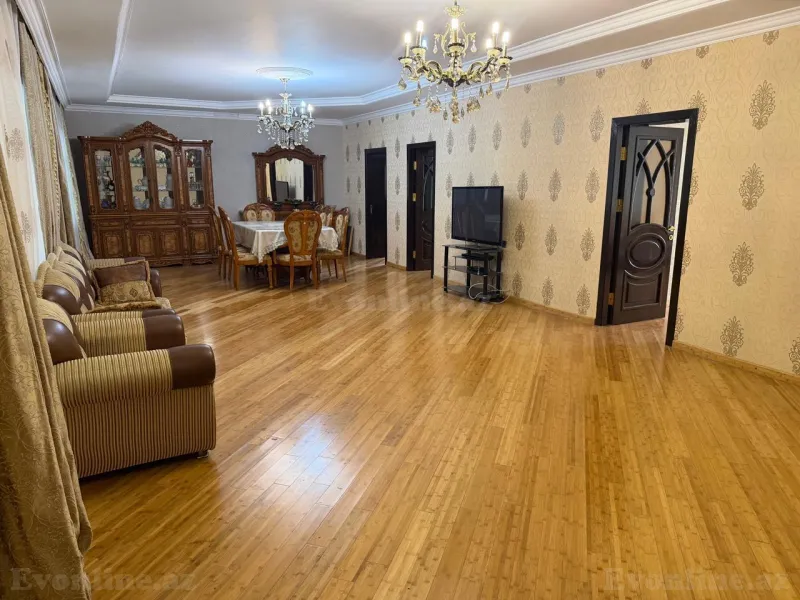 9 otaqlı Həyət evi 600 m² Buzovna Satılır