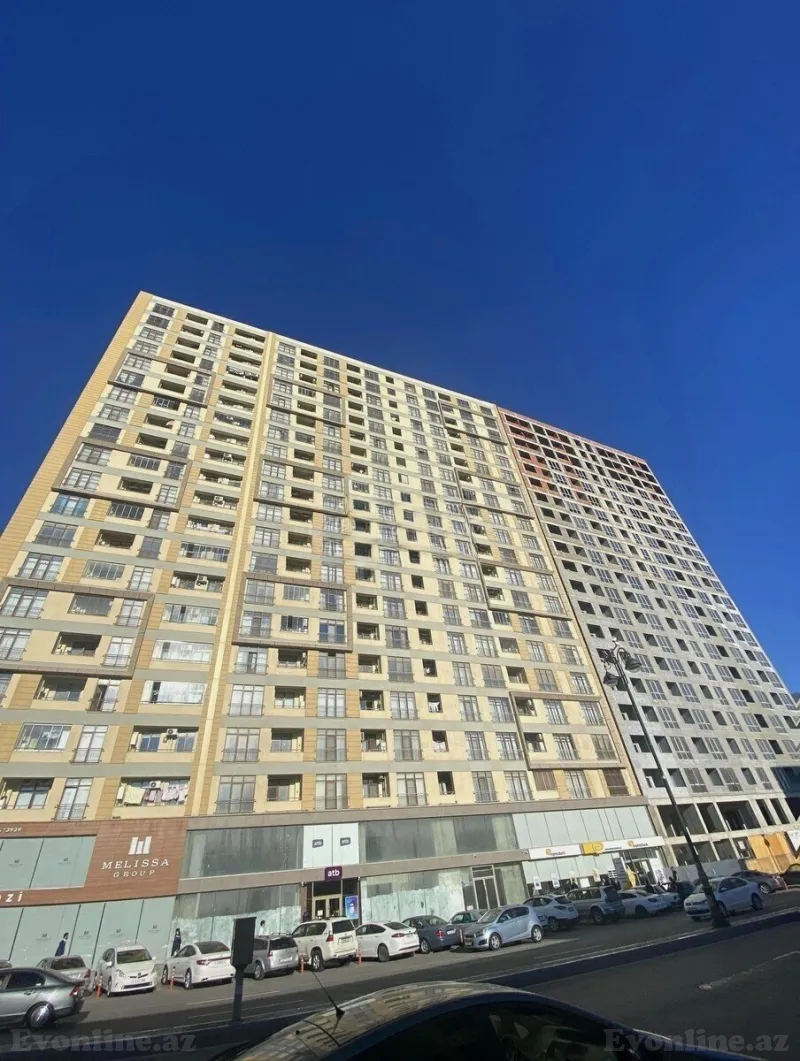 2 otaqlı Mənzil 60 m² İnşaatçılar m. Kirayə verilir