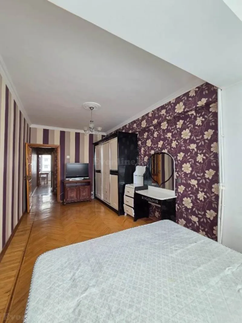 Satılır 2 otaqlı Mənzil Köhnə tikili 60 m² Yasamal r. - şəkil 8