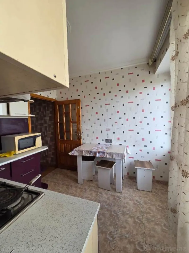 Satılır 2 otaqlı Mənzil Köhnə tikili 60 m² Yasamal r. - şəkil 9