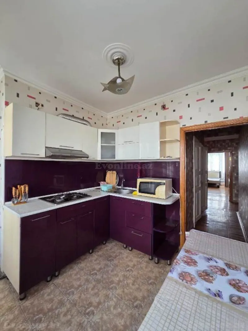 Satılır 2 otaqlı Mənzil Köhnə tikili 60 m² Yasamal r. - şəkil 11