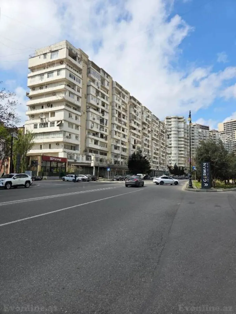 Satılır 2 otaqlı Mənzil Köhnə tikili 60 m² Yasamal r. - şəkil 16