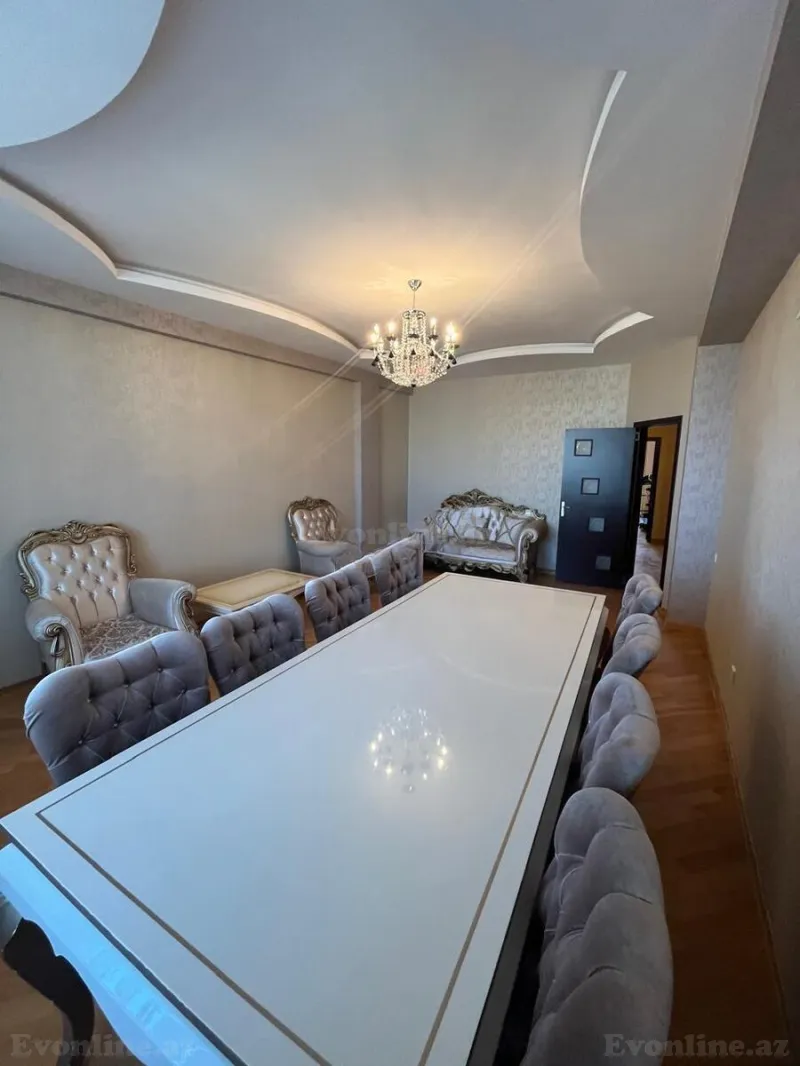 3 otaqlı Mənzil 135 m² Memar Əcəmi m. Kirayə verilir