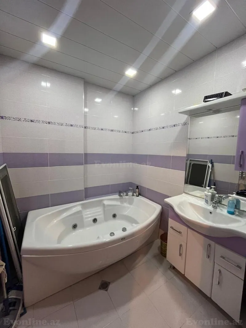 Kirayə verilir 3 otaqlı Mənzil Yeni tikili 135 m² Memar Əcəmi m. - şəkil 14