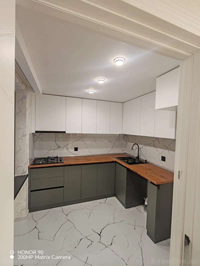 Satılır 3 otaqlı Mənzil Köhnə tikili 80 m² Elmlər Akademiyası m. - şəkil 2