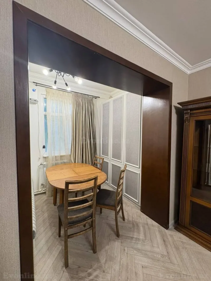 Kirayə verilir 2 otaqlı Mənzil Köhnə tikili 55 m² Yasamal r. - şəkil 4
