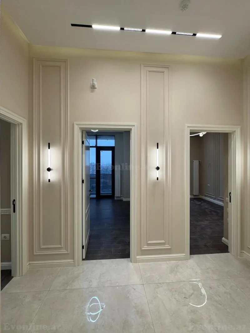 Satılır 3 otaqlı Mənzil Yeni tikili 82 m² Bakmil m. - şəkil 3