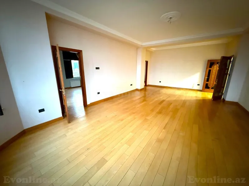 Satılır 3 otaqlı Mənzil Yeni tikili 140 m² Sahil m. - şəkil 3