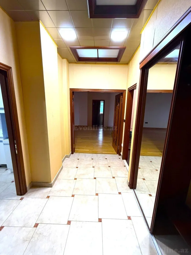 Satılır 3 otaqlı Mənzil Yeni tikili 140 m² Sahil m. - şəkil 8