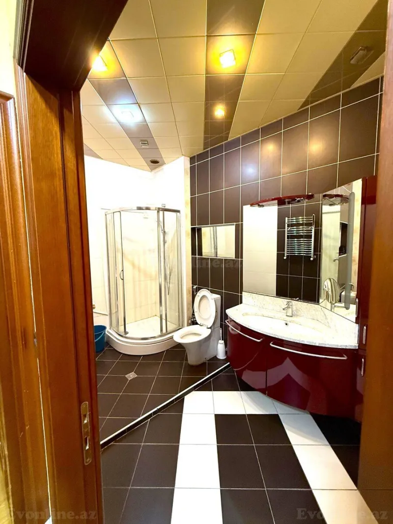 Satılır 3 otaqlı Mənzil Yeni tikili 140 m² Sahil m. - şəkil 11