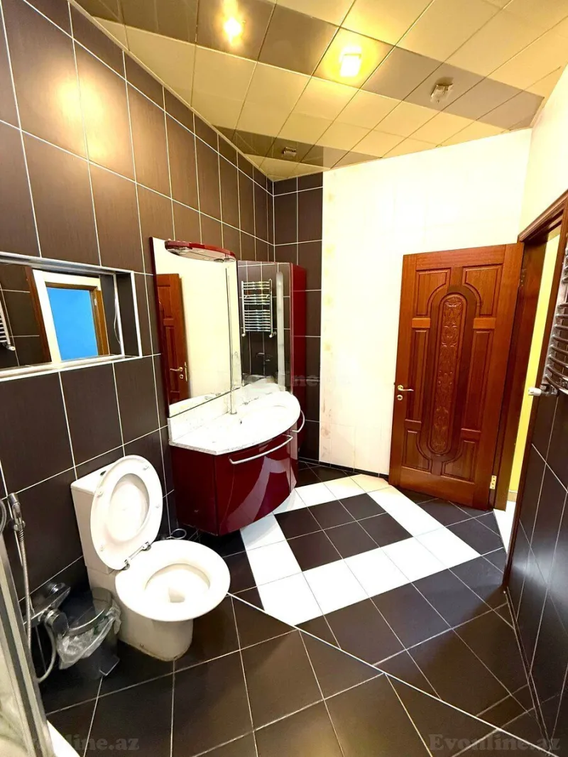 Satılır 3 otaqlı Mənzil Yeni tikili 140 m² Sahil m. - şəkil 12