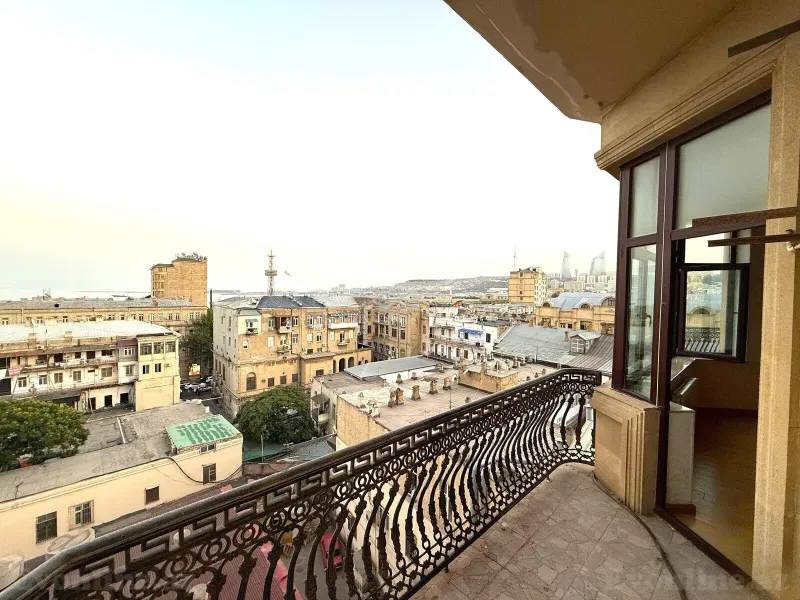 Satılır 3 otaqlı Mənzil Yeni tikili 140 m² Sahil m. - şəkil 16