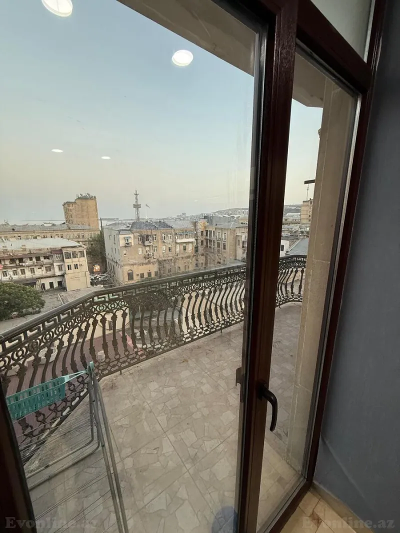 Satılır 3 otaqlı Mənzil Yeni tikili 140 m² Sahil m. - şəkil 18