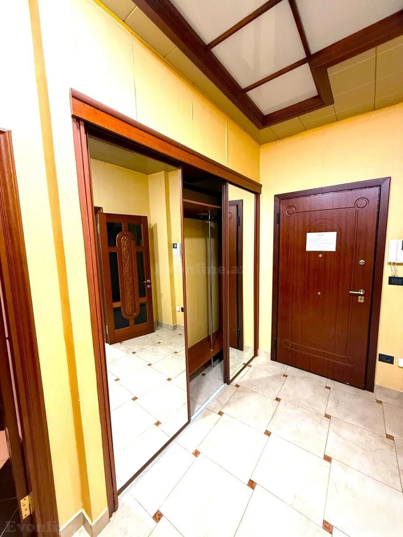 Satılır 3 otaqlı Mənzil Yeni tikili 140 m² Sahil m. - şəkil 19