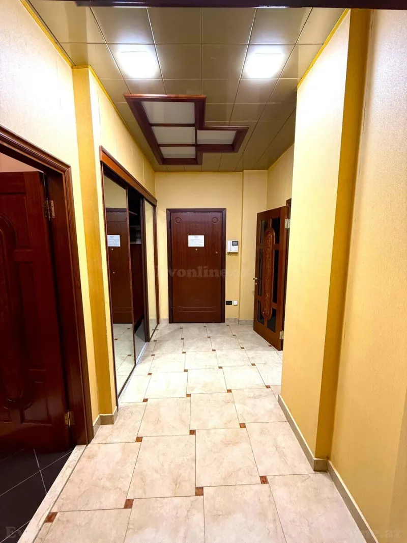 Satılır 3 otaqlı Mənzil Yeni tikili 140 m² Sahil m. - şəkil 20