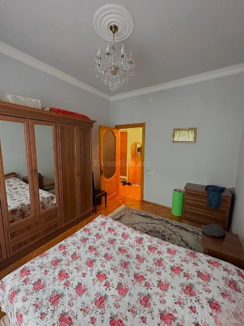 Satılır 3 otaqlı Mənzil Köhnə tikili 75 m² Nəsimi r. - şəkil 4