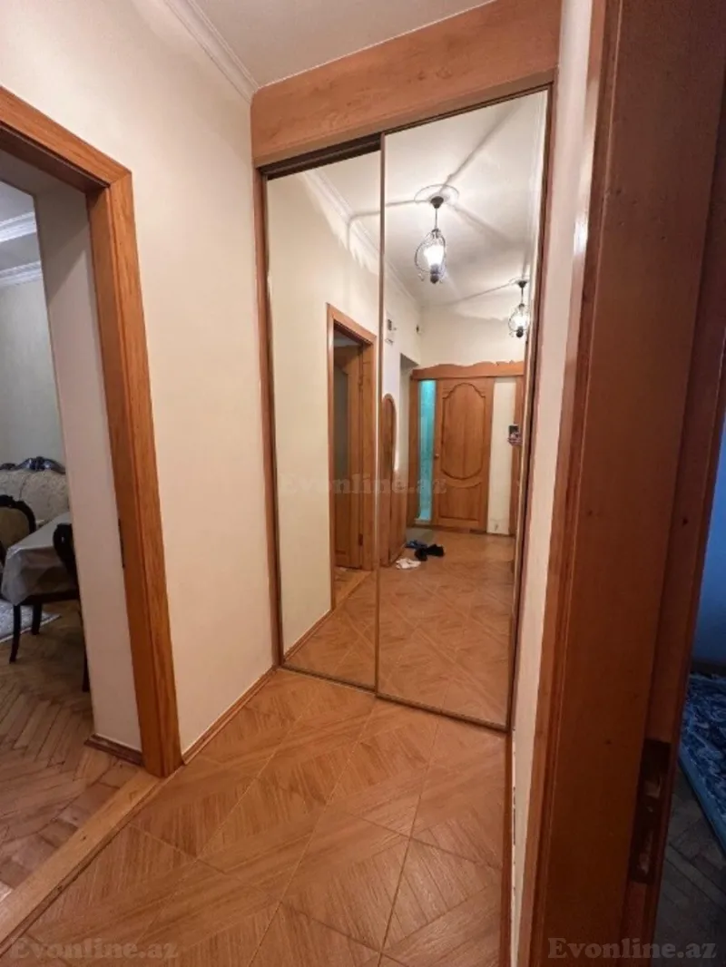 Satılır 3 otaqlı Mənzil Köhnə tikili 75 m² Nəsimi r. - şəkil 11