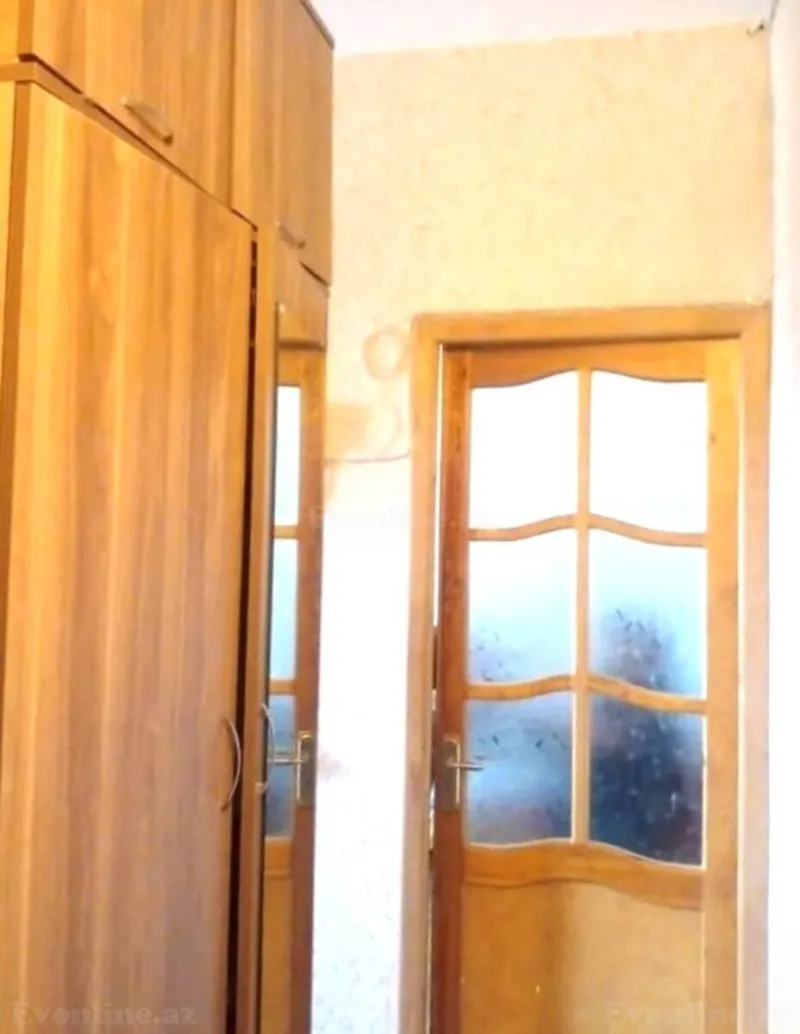Satılır 1 otaqlı Mənzil Köhnə tikili 45 m² Yeni Günəşli - şəkil 5
