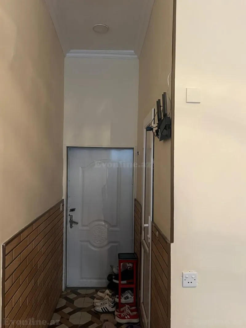 Satılır 3 otaqlı Mənzil Köhnə tikili 50 m² Memar Əcəmi m. - şəkil 3
