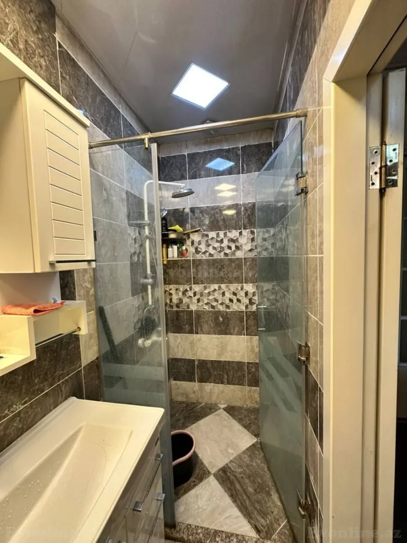 Kirayə verilir 2 otaqlı Mənzil Köhnə tikili 60 m² Sahil m. - şəkil 12