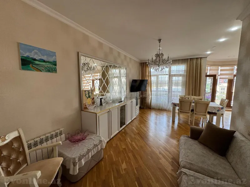 Satılır 4 otaqlı Mənzil Yeni tikili 235 m² Xətai r. - şəkil 6