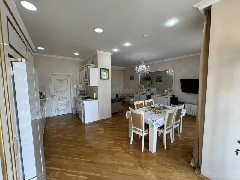 Satılır 4 otaqlı Mənzil Yeni tikili 235 m² Xətai r. - şəkil 8
