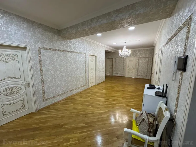 Satılır 4 otaqlı Mənzil Yeni tikili 235 m² Xətai r. - şəkil 14