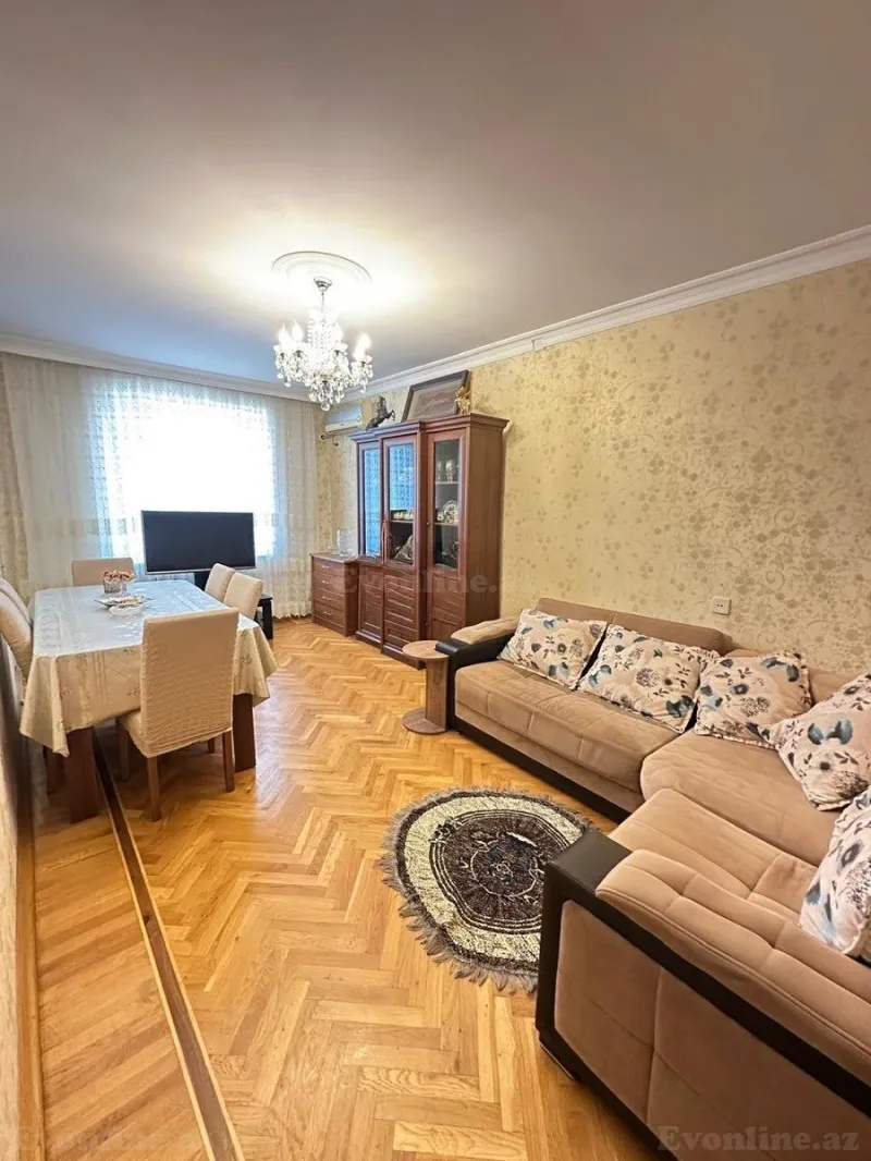 Satılır 3 otaqlı Mənzil Köhnə tikili 80 m² 9-cu mikrorayon