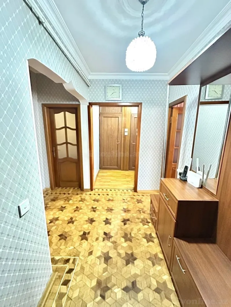 Satılır 3 otaqlı Mənzil Köhnə tikili 80 m² 9-cu mikrorayon - şəkil 2