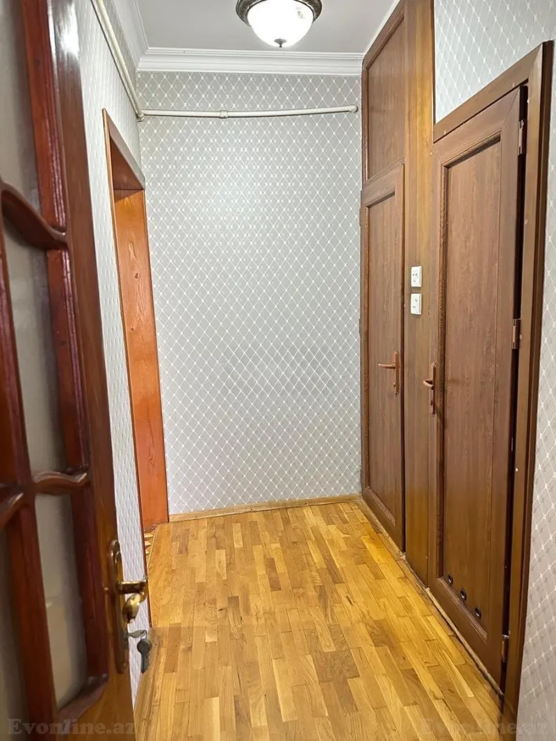 Satılır 3 otaqlı Mənzil Köhnə tikili 80 m² 9-cu mikrorayon - şəkil 6