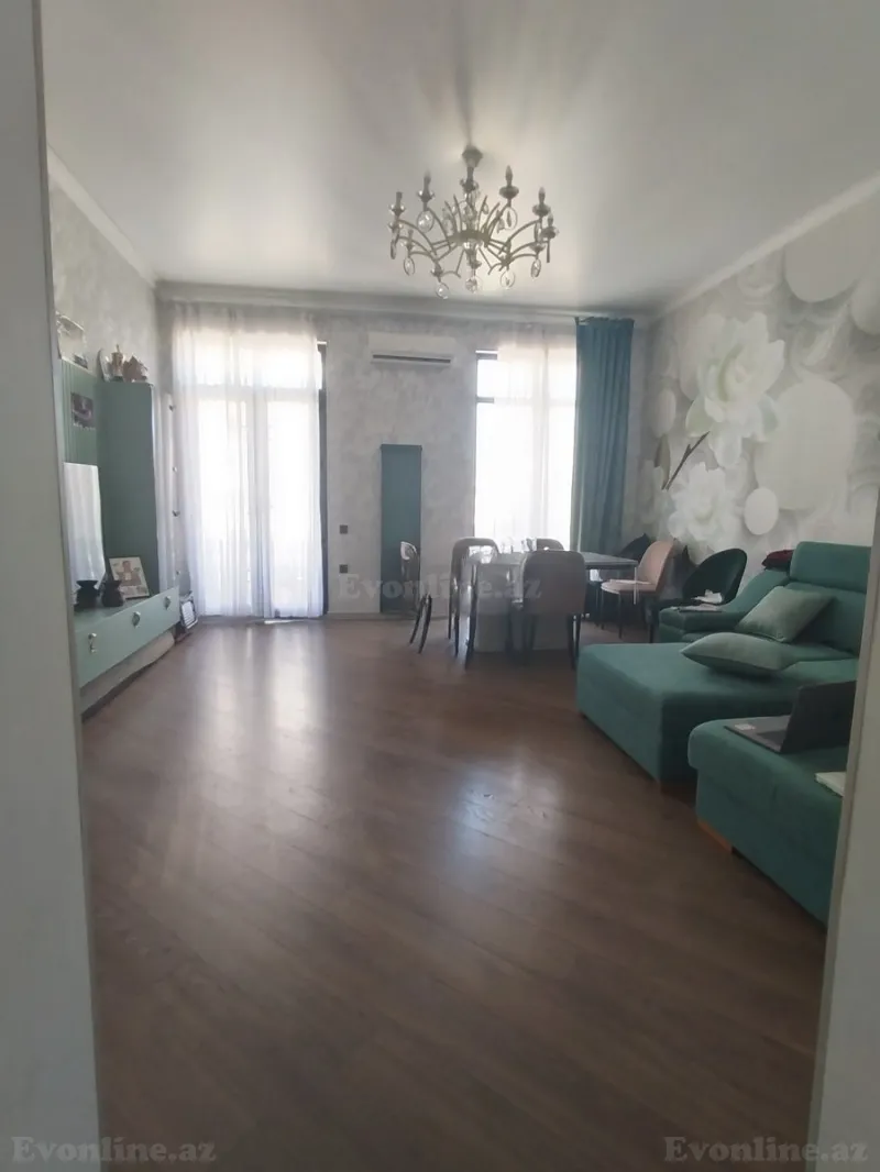 Satılır 3 otaqlı Mənzil Köhnə tikili 117 m² Səbail r. - şəkil 3