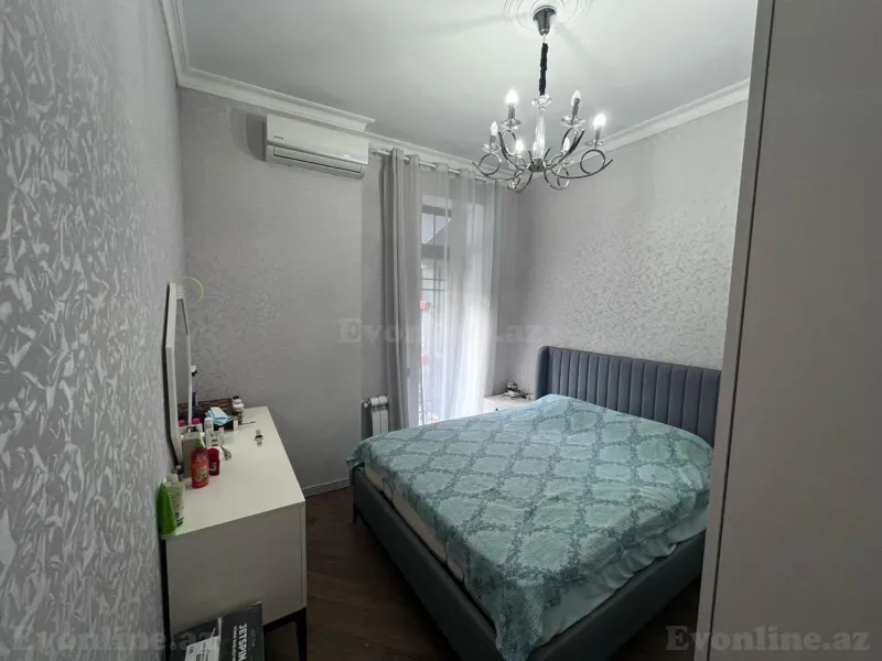 Satılır 3 otaqlı Mənzil Köhnə tikili 117 m² Səbail r. - şəkil 4