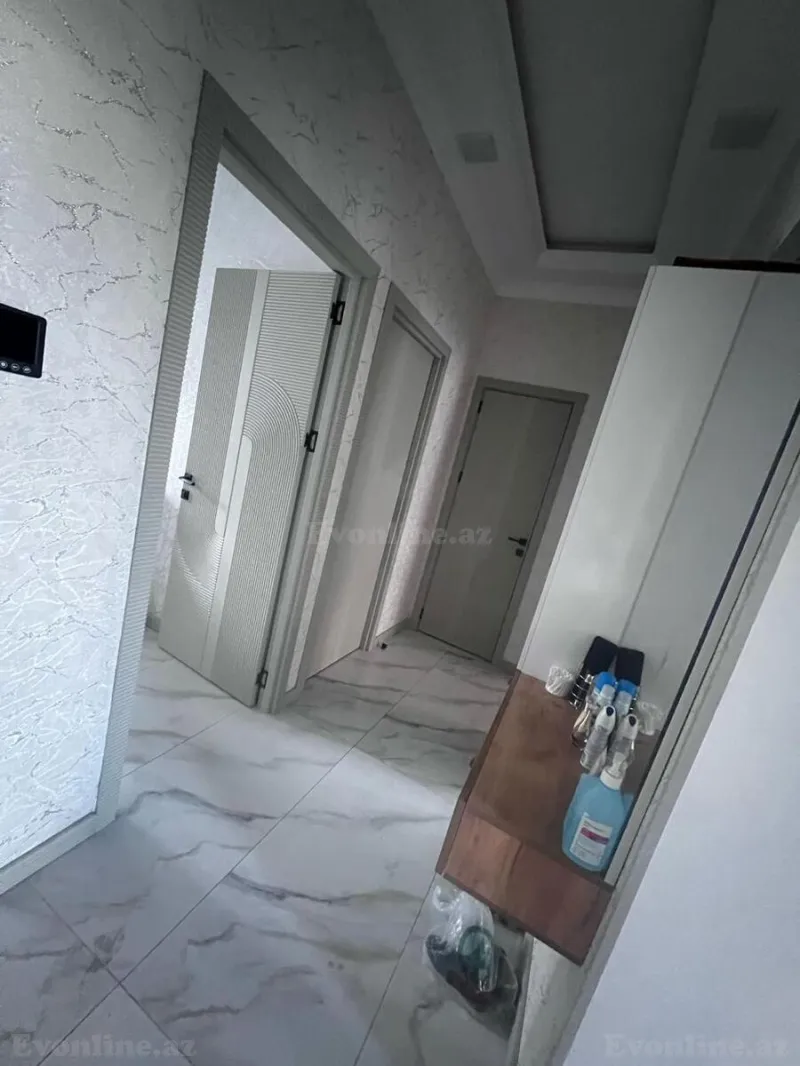 Satılır 3 otaqlı Mənzil Köhnə tikili 117 m² Səbail r. - şəkil 10