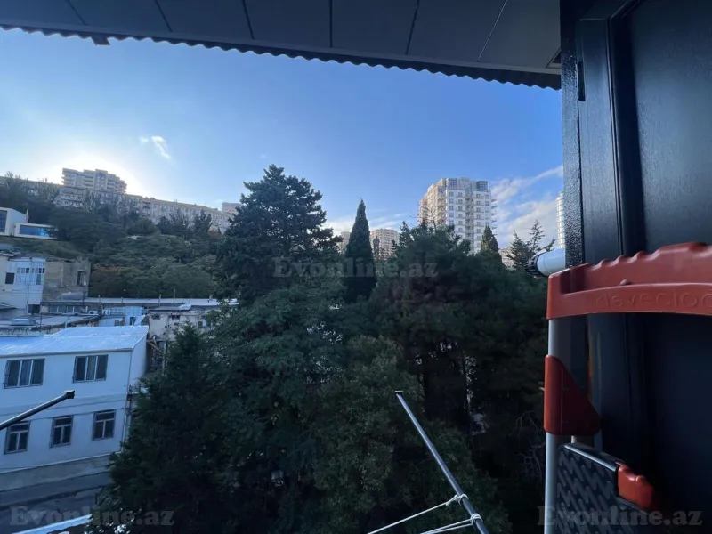 Satılır 3 otaqlı Mənzil Köhnə tikili 117 m² Səbail r. - şəkil 11