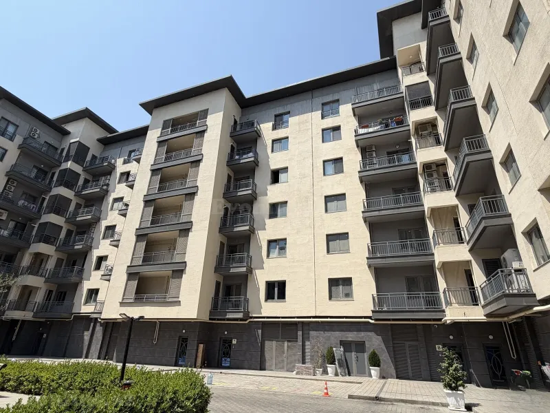 4 otaqlı Mənzil 150 m² Xətai r. Satılır